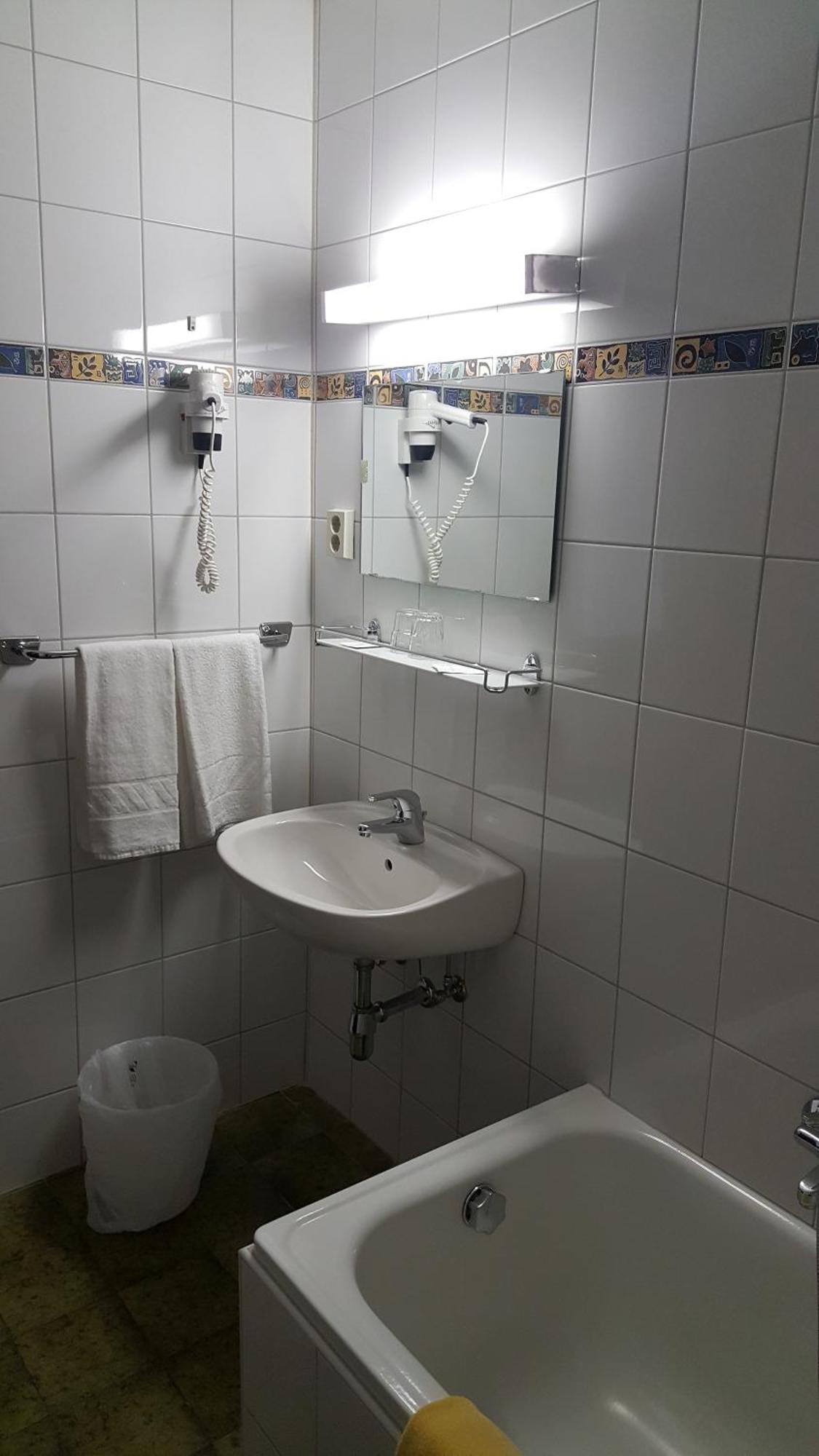 Hotel Kanz Villach Ruang foto