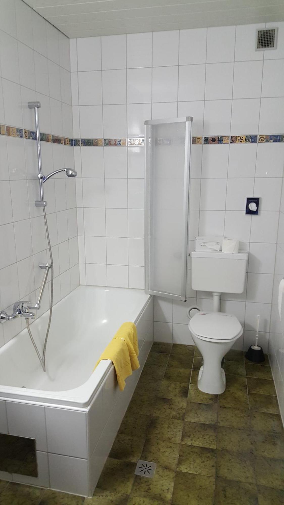 Hotel Kanz Villach Ruang foto
