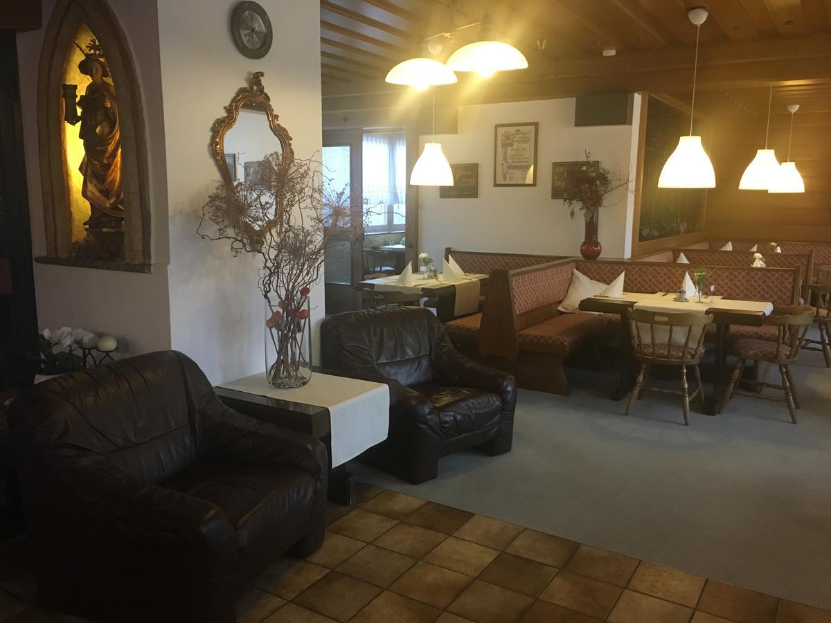Hotel Kanz Villach Bagian luar foto